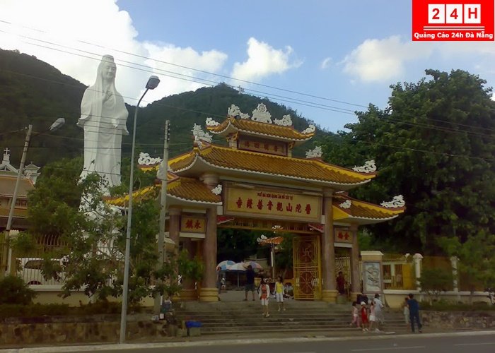 chua-linh-thieng-noi-tieng-tai-da-nang (10)
