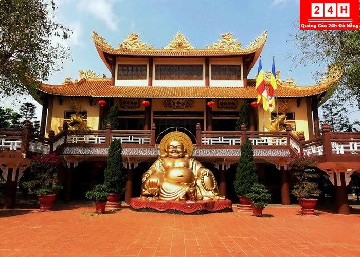 chua-linh-thieng-noi-tieng-tai-da-nang (11)