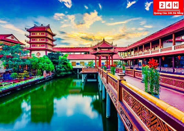 chua-linh-thieng-noi-tieng-tai-da-nang (3)